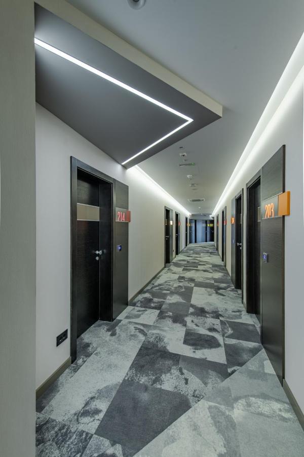 Hotel Zeneva Lux Kragujevac Eksteriør bilde