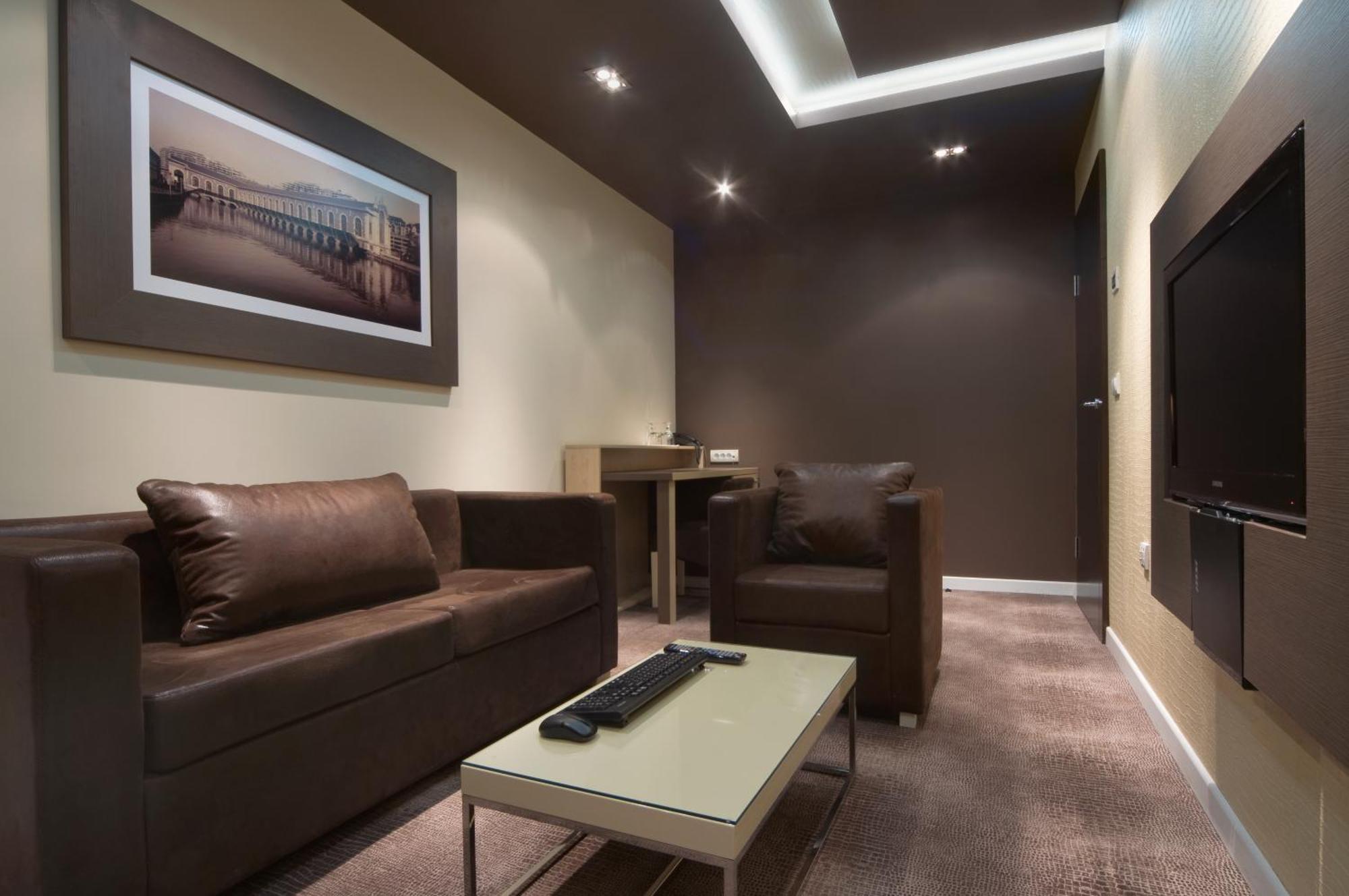 Hotel Zeneva Lux Kragujevac Eksteriør bilde