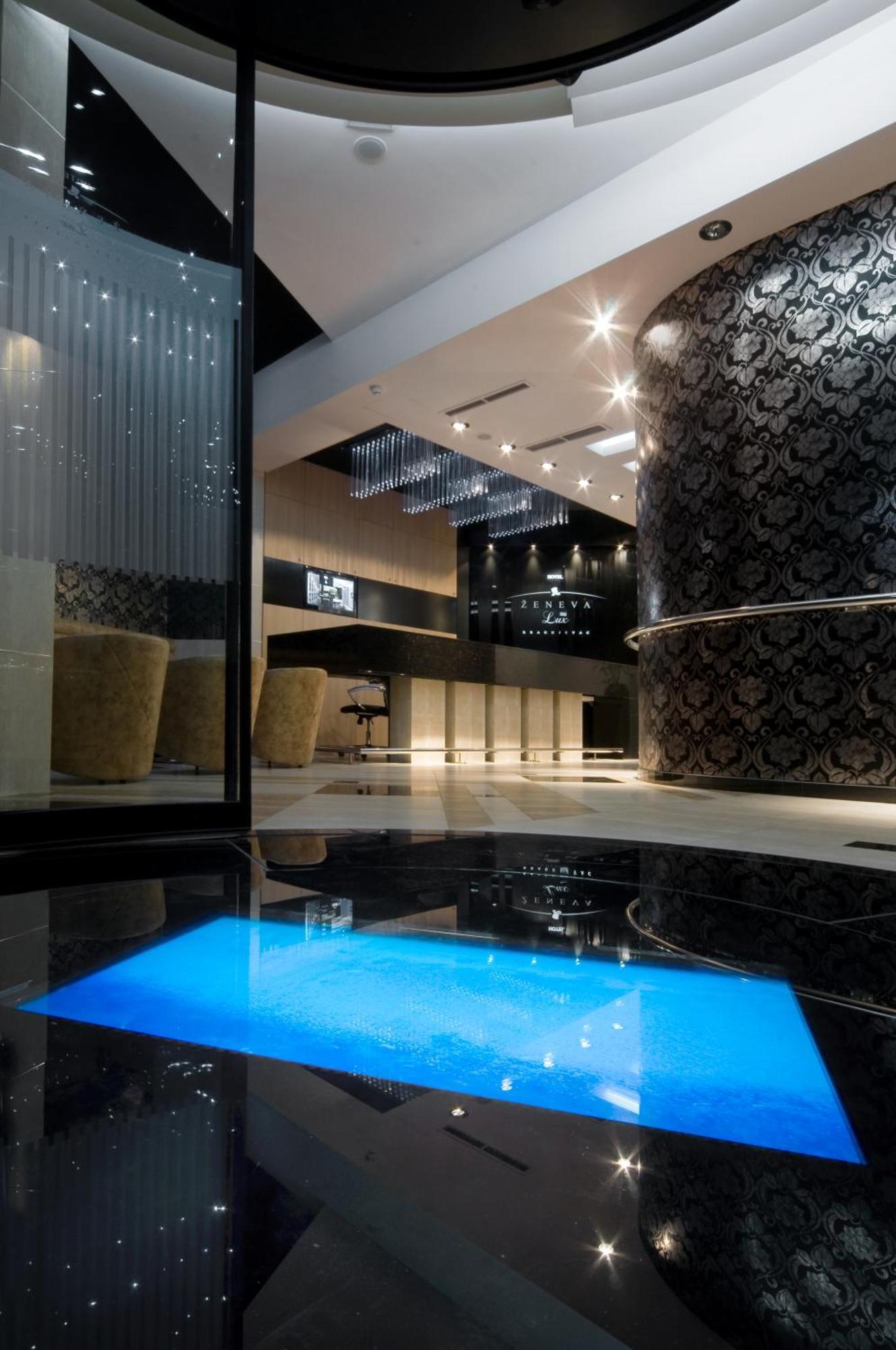Hotel Zeneva Lux Kragujevac Eksteriør bilde